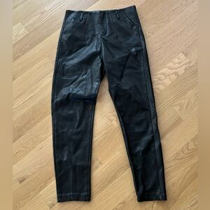 Venti6 black high waisted faux leather pants Size L